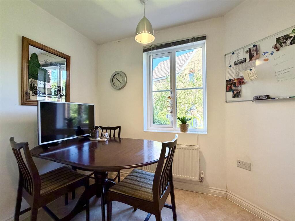House in Hereford, Herefordshire - View 5