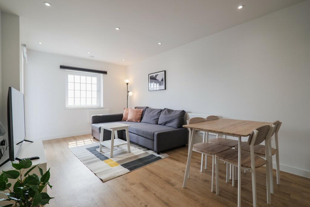 Main image of property: 67 Brickworks, Trade Street, Cardiff, CF10 5EG