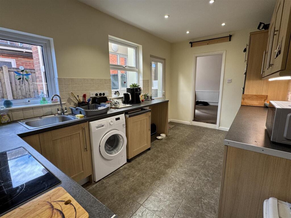 Main image of property: Stradbroke Road, Ipswich
