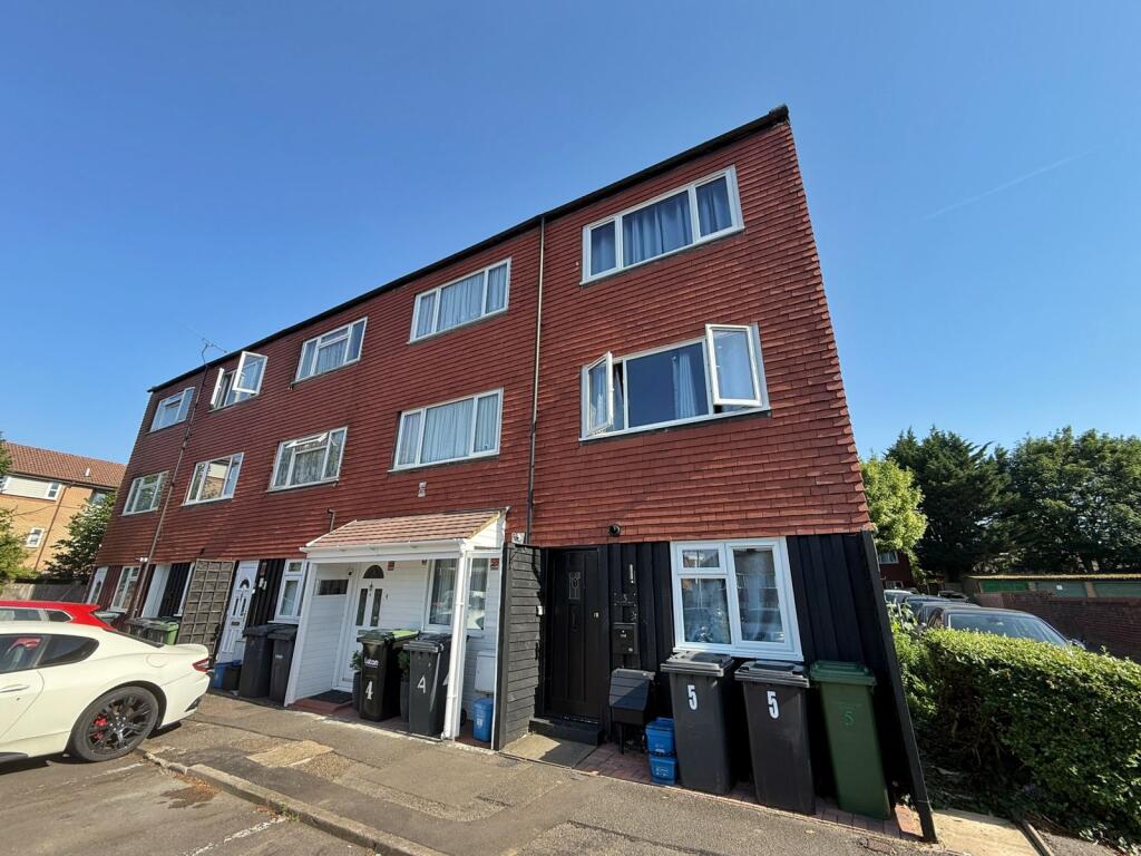 Main image of property: Downview, Dunstable Road, Luton