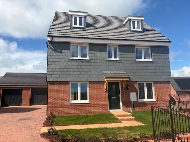Main image of property: Totnes Road, 
Collaton St Mary, 
Devon, 
TQ4 7PW