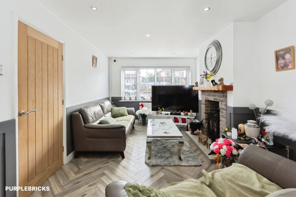House in Birmingham, West Midlands - View 2