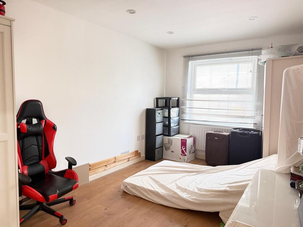 Apartment in London, Gascoigne Estate, Thames View - View 5
