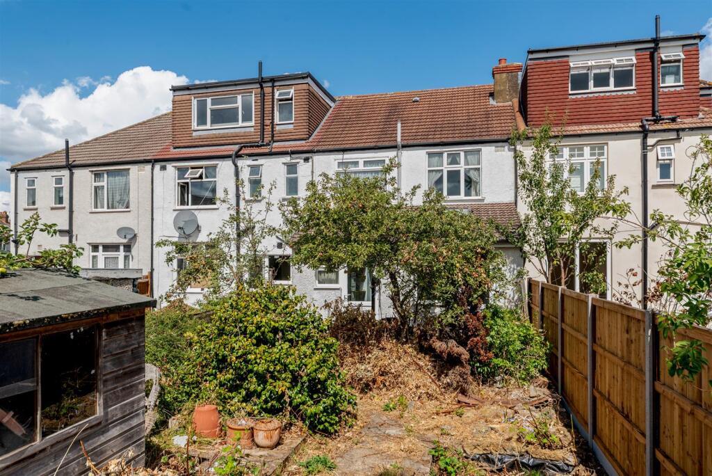 House in London - View 5