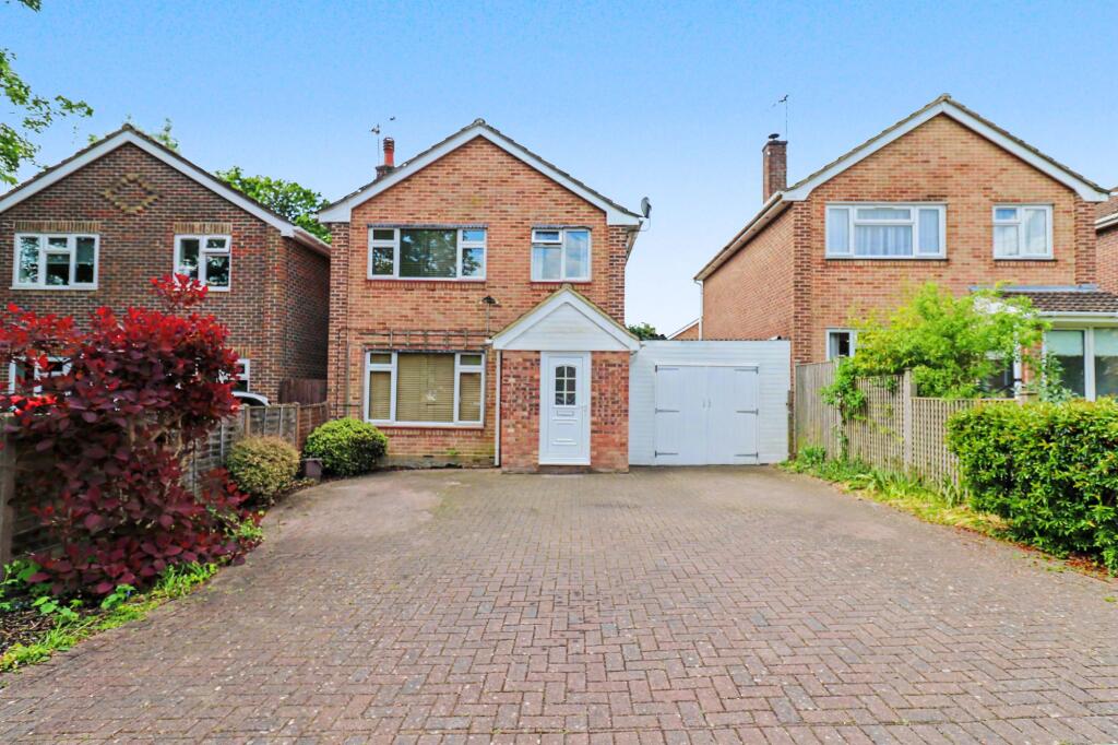 Main image of property: Dell Close, Fair Oak, SO50