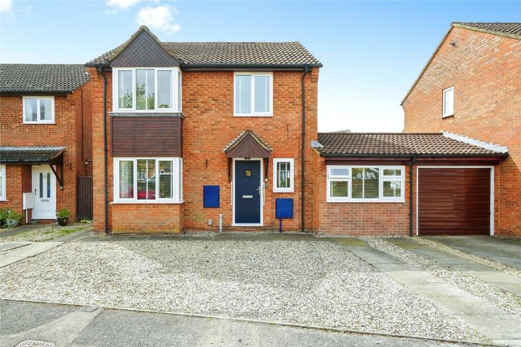 Main image of property: Wensum Crescent, BICESTER, Oxfordshire, OX26