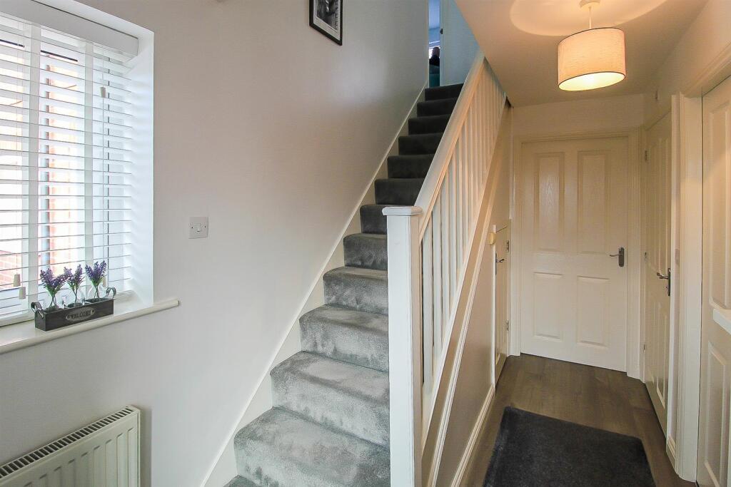 Mill Lane, Dewsbury photo 4