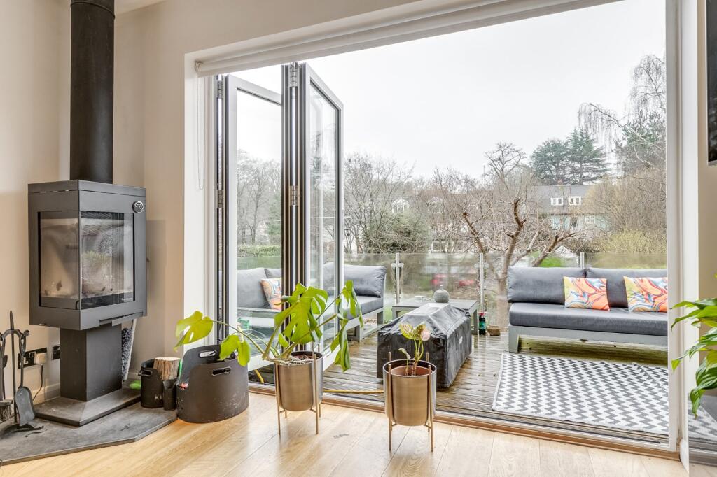 Robbery Bottom Lane, Oaklands, Welwyn, Hertfordshire, AL6