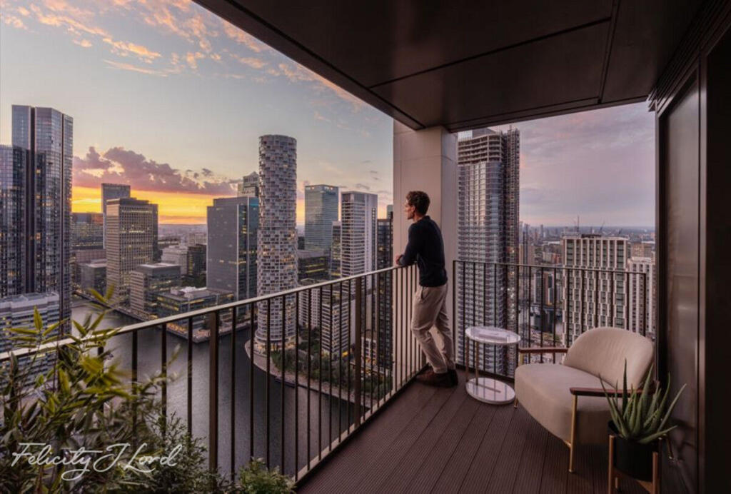 Main image of property: Landmark Square, London