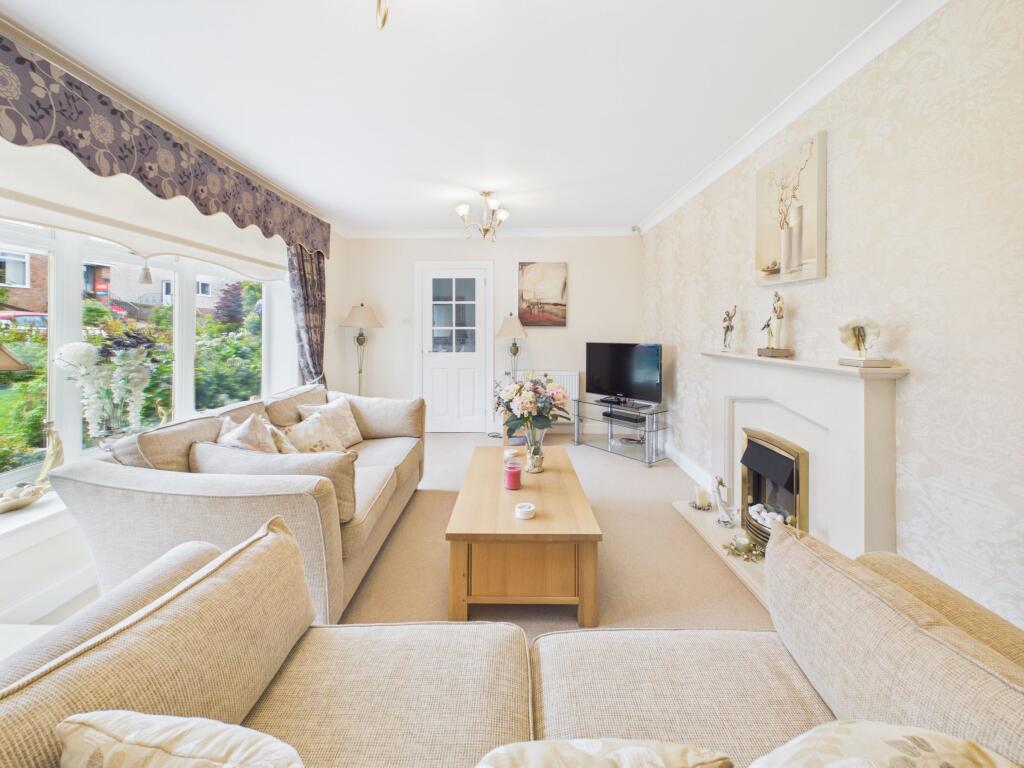 House in Motherwell, North Lanarkshire - View 2