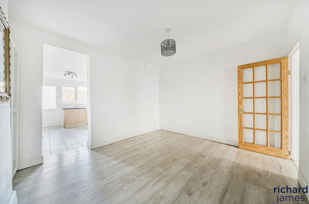 House in Swindon - View 3