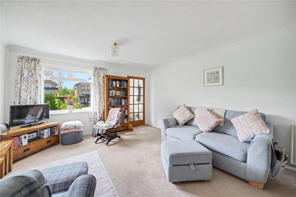 Campion Grove, Harrogate, North Yorkshire, HG3 photo 4