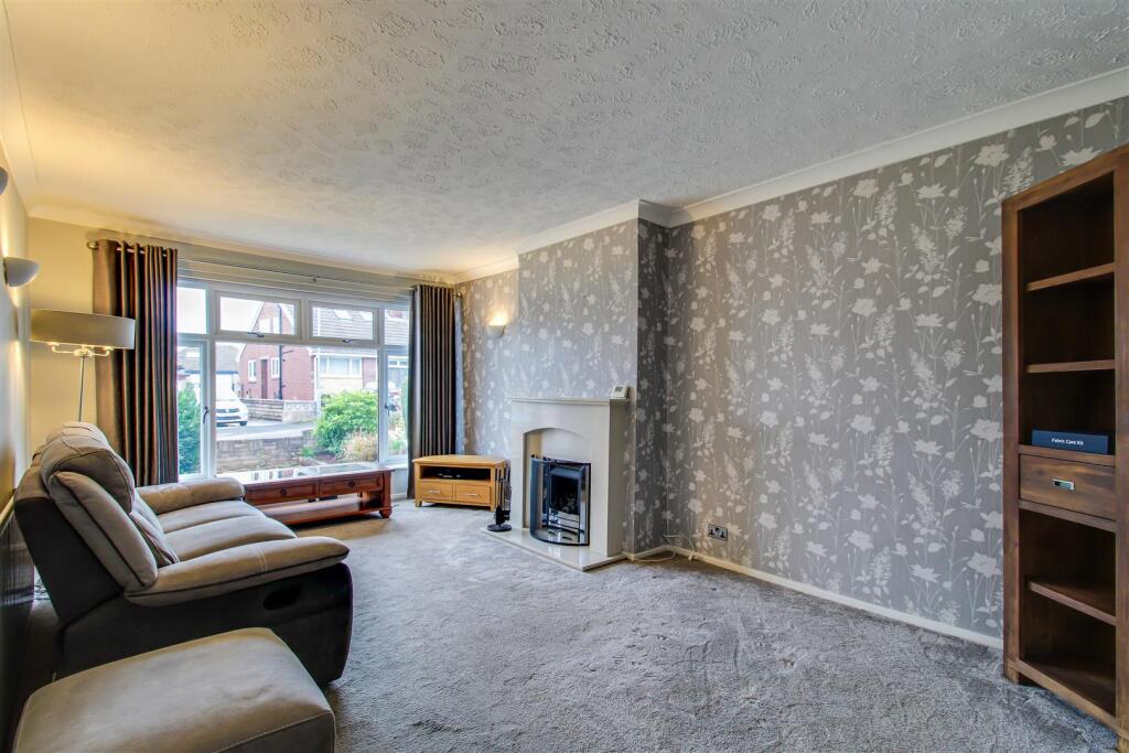 Bywell Close, Dewsbury photo 4
