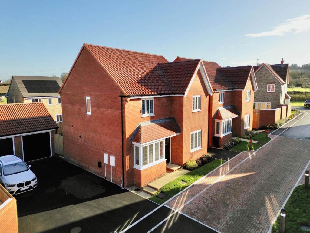 Main image of property: Nelmes Close, Thornbury, South Gloucestershire