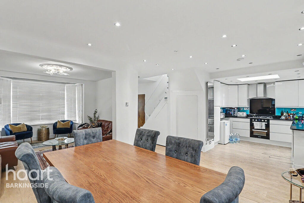 House in Ilford - More