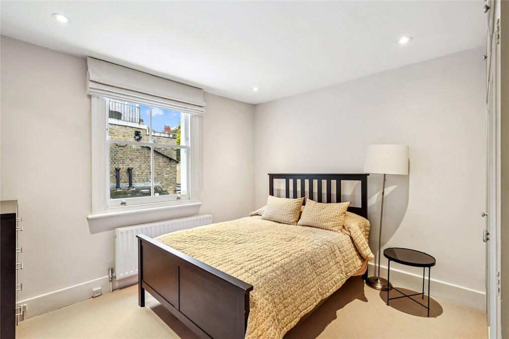 House in London, Battersea - View 5