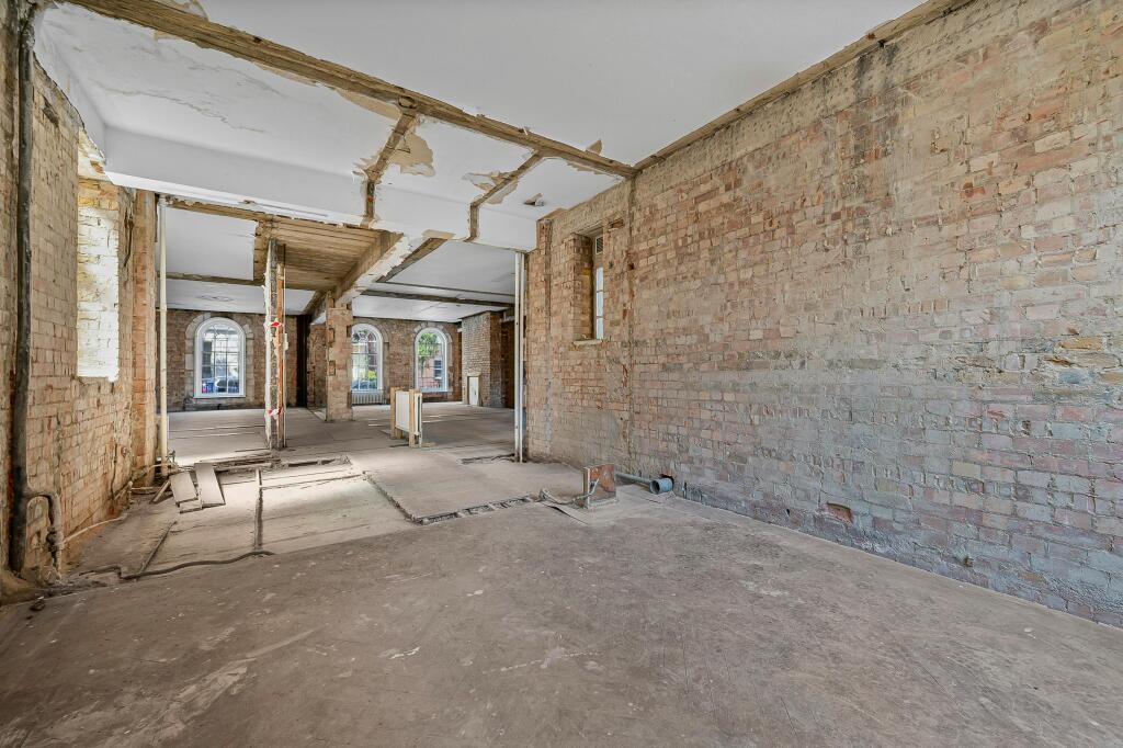 bedroom 3.jpg