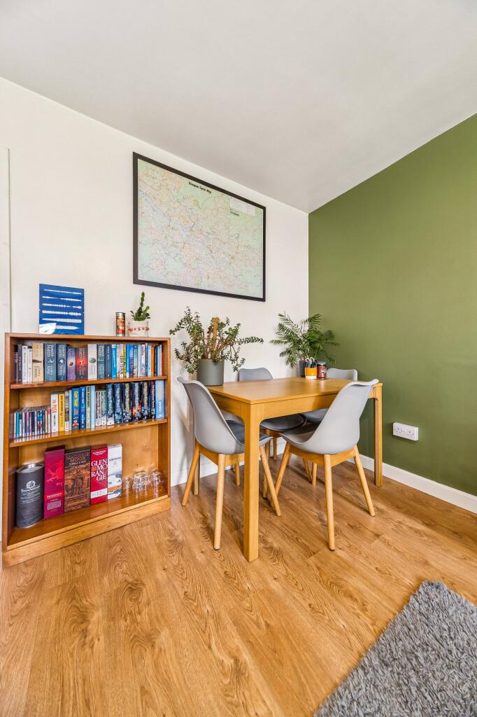 Apartment in Glasgow - View 5