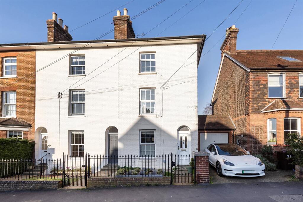 Main image of property: Pembury Road, Tonbridge