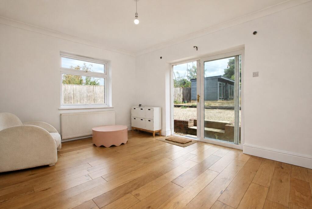 House in Guildford - View 3