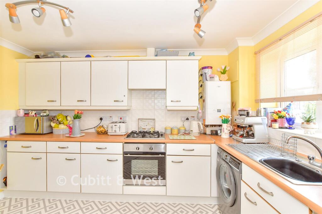 Kirpal Road, Portsmouth, Hampshire - View 3