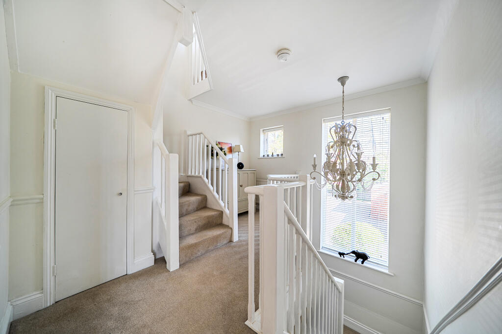 Leyswood, Groombridge, TN3 - More