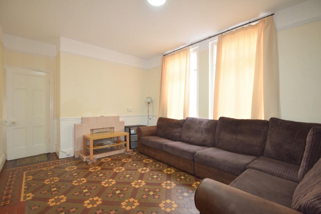 House in Cardiff - View 2