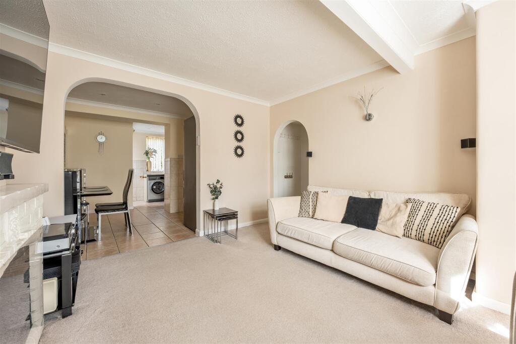 House in London - View 2