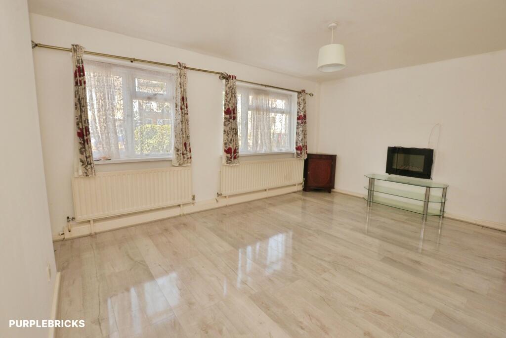 House in Tonbridge - View 2