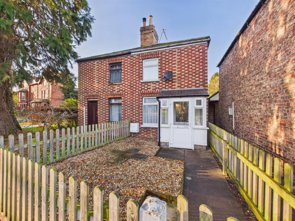 Main image of property: East Street, Alford