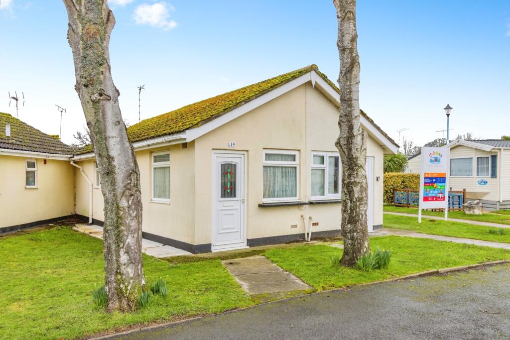 House in Teignbridge, Dawlish - More