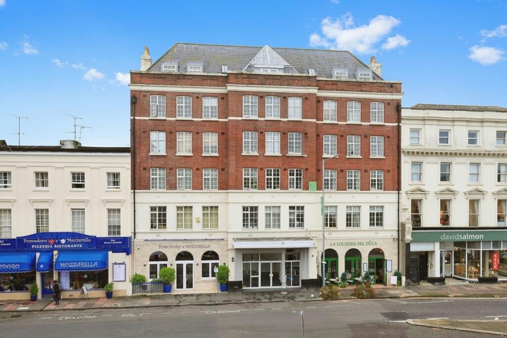Apartment in Brighton