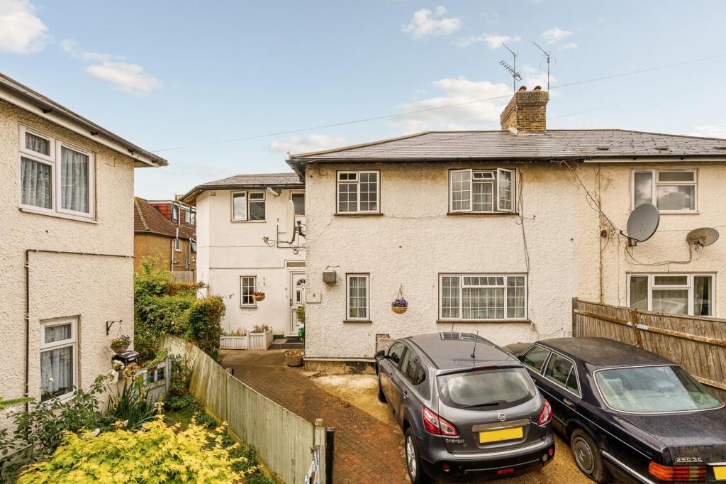 Main image of property: Taylors Green, London