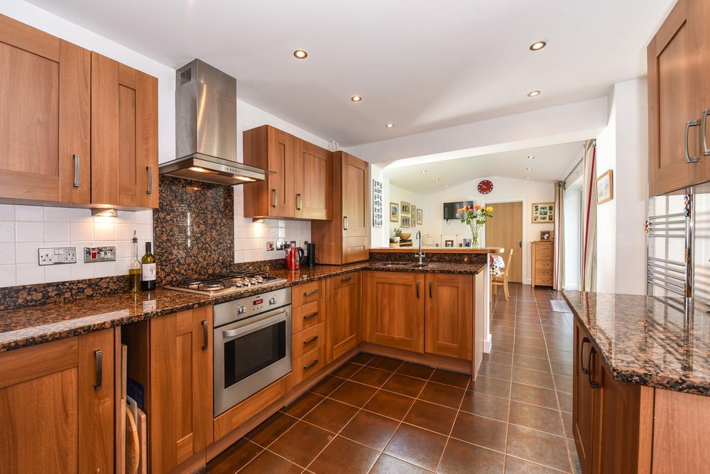 House in Chichester, Fishbourne - View 5