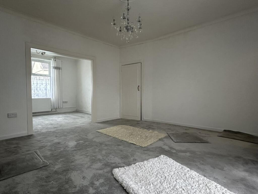 Cwmtawe Road, Ystradgynlais, Powys. photo 4