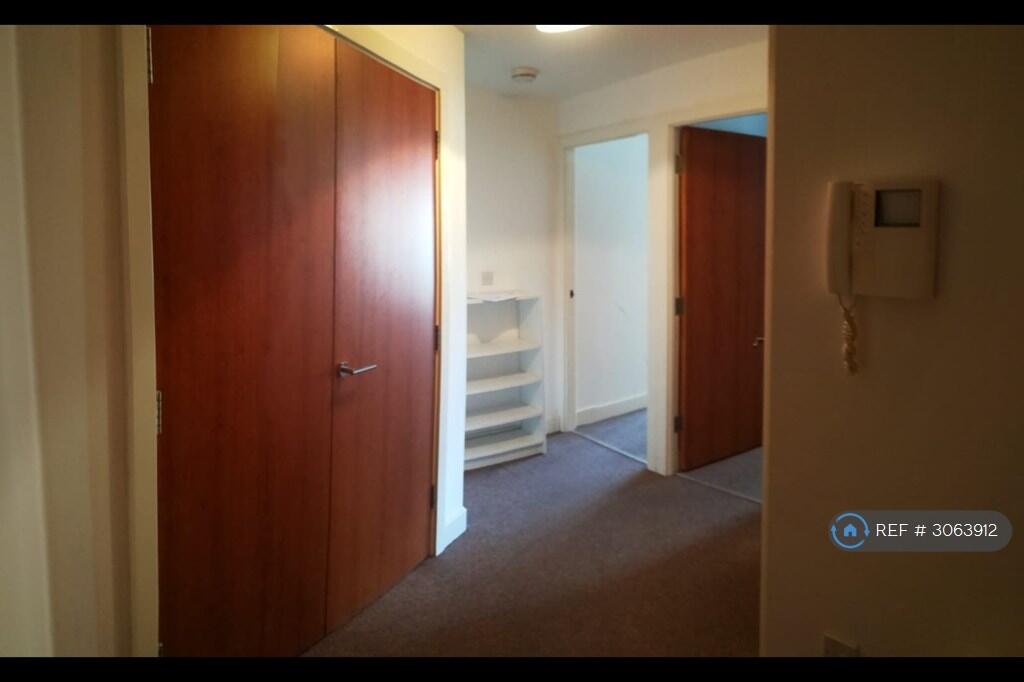 Apartment in Newcastle upon Tyne - More