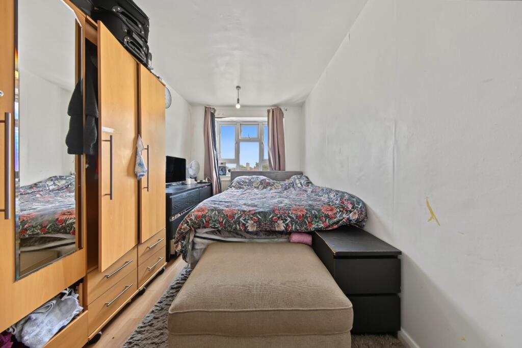 Apartment in London - View 3