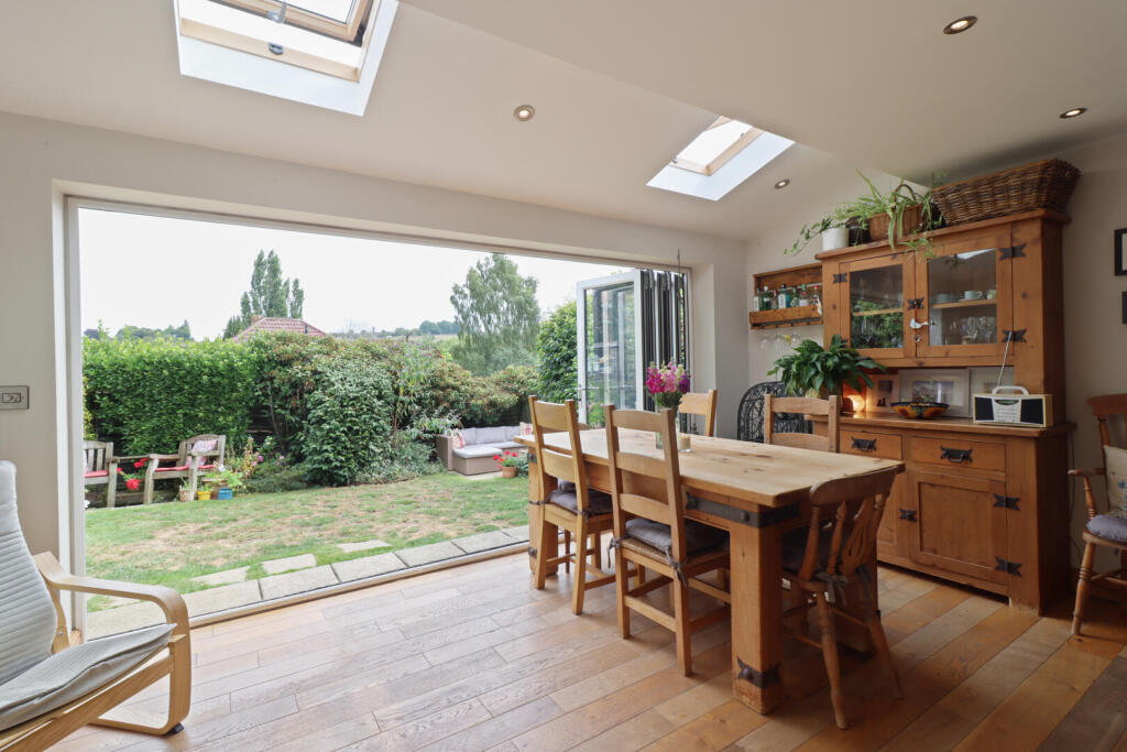 Rother Croft, New Tupton photo 2