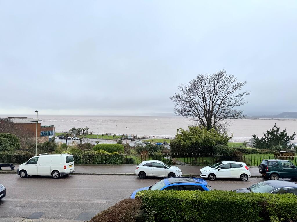7 Louisa Terrace, Exmouth photo 3