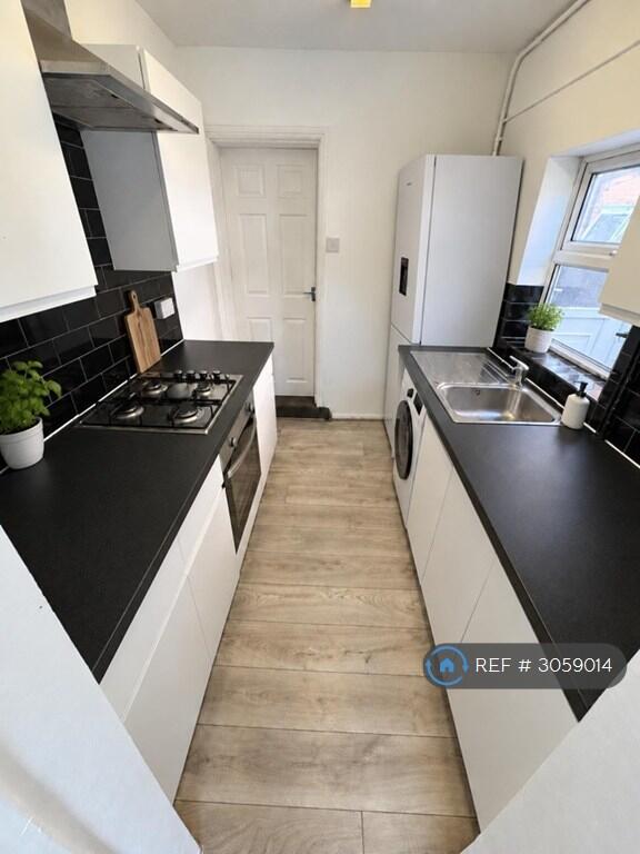 House in Reading - View 4