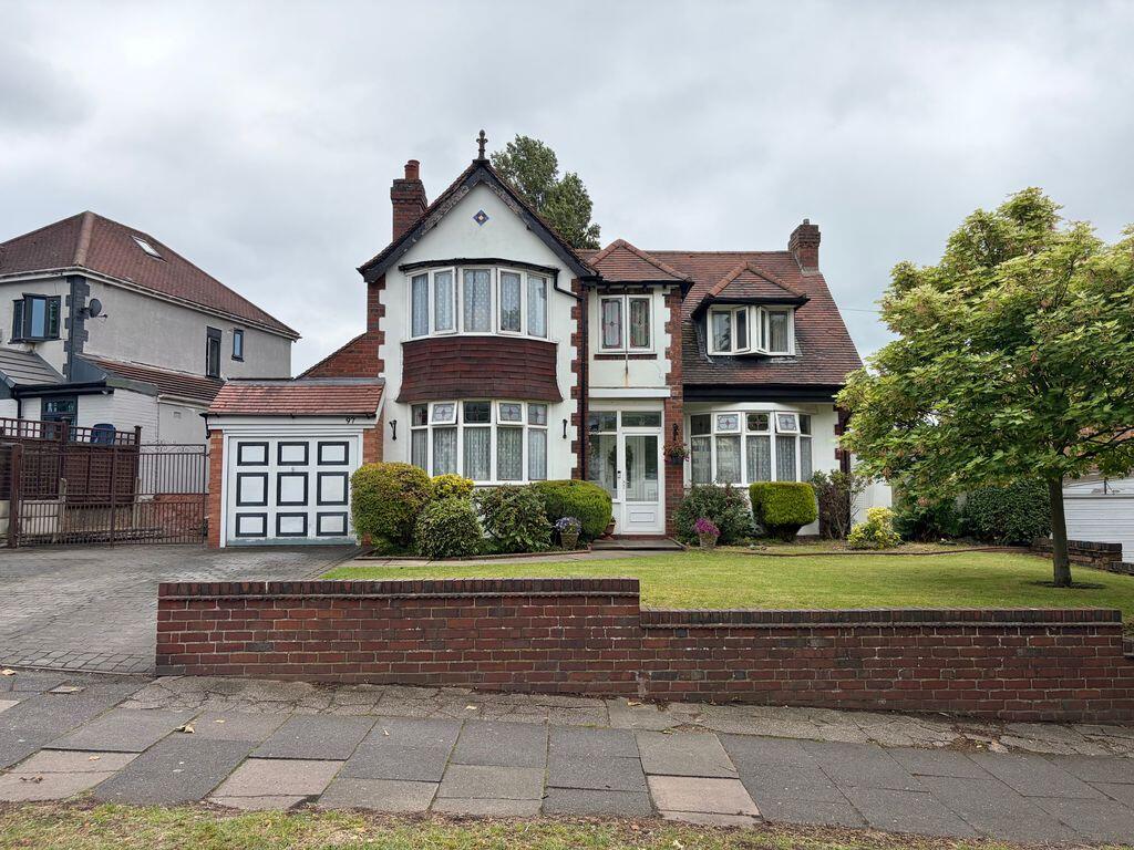 Main image of property: Kingstanding Road, Kingstanding, Birmingham, B44 8JS