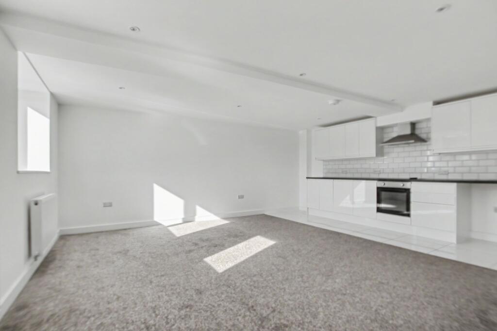 House in Gosport, Hampshire - View 2