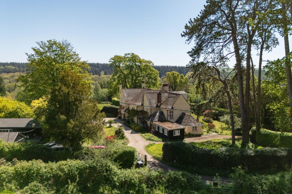 Dry Hill, Crockerton, Warminster BA12 8AT