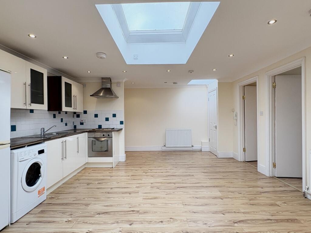 Apartment in Reading, Katesgrove, Coley - More