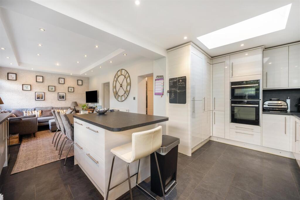 House in Havant, Widley - More