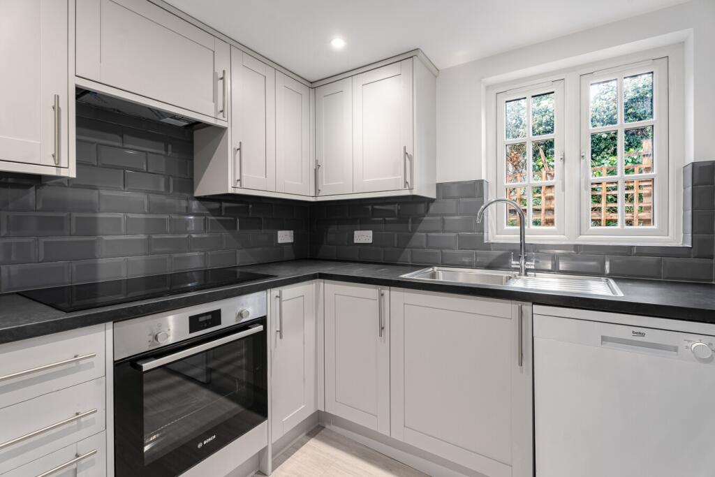 Additional image 2 of St Stephens Hill, St Albans, AL1