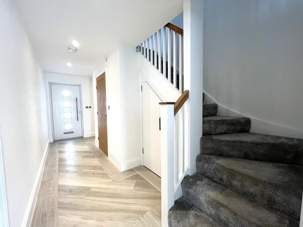 House in Truro - View 4