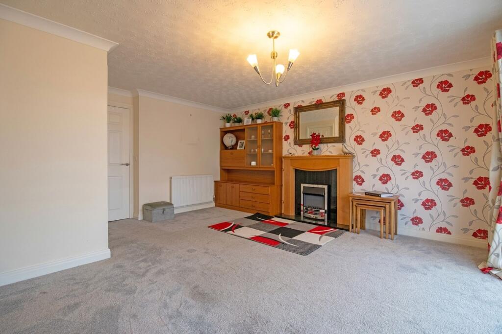 House in West Lindsey, Gainsborough - View 3