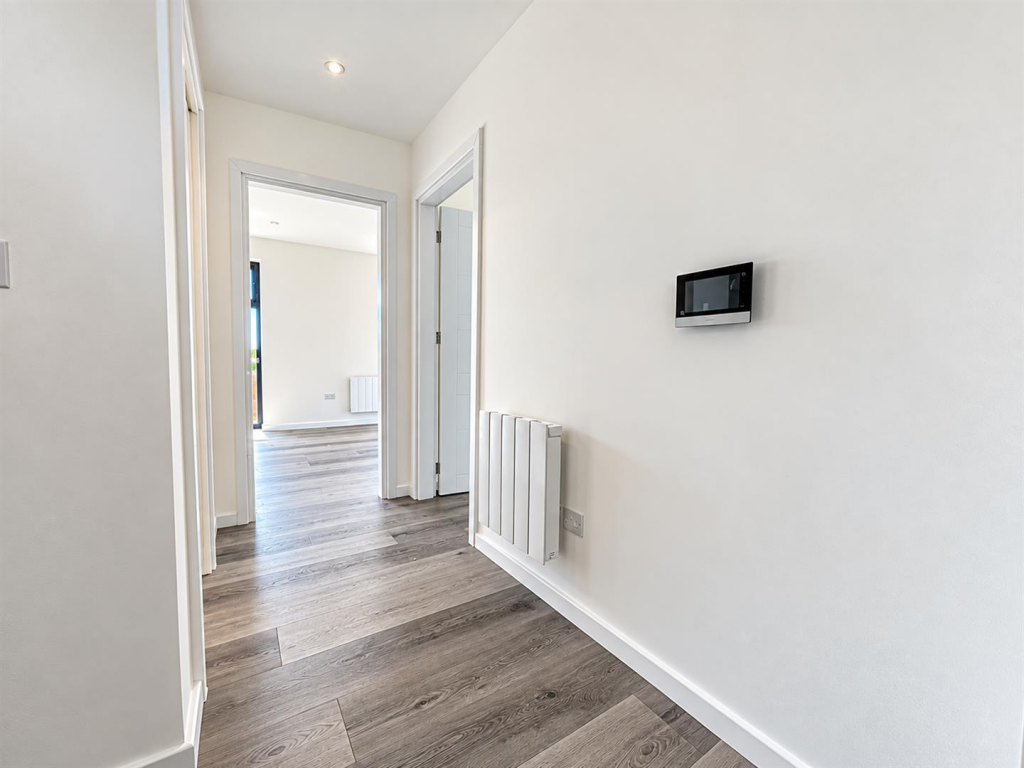 Apartment in Guildford - More