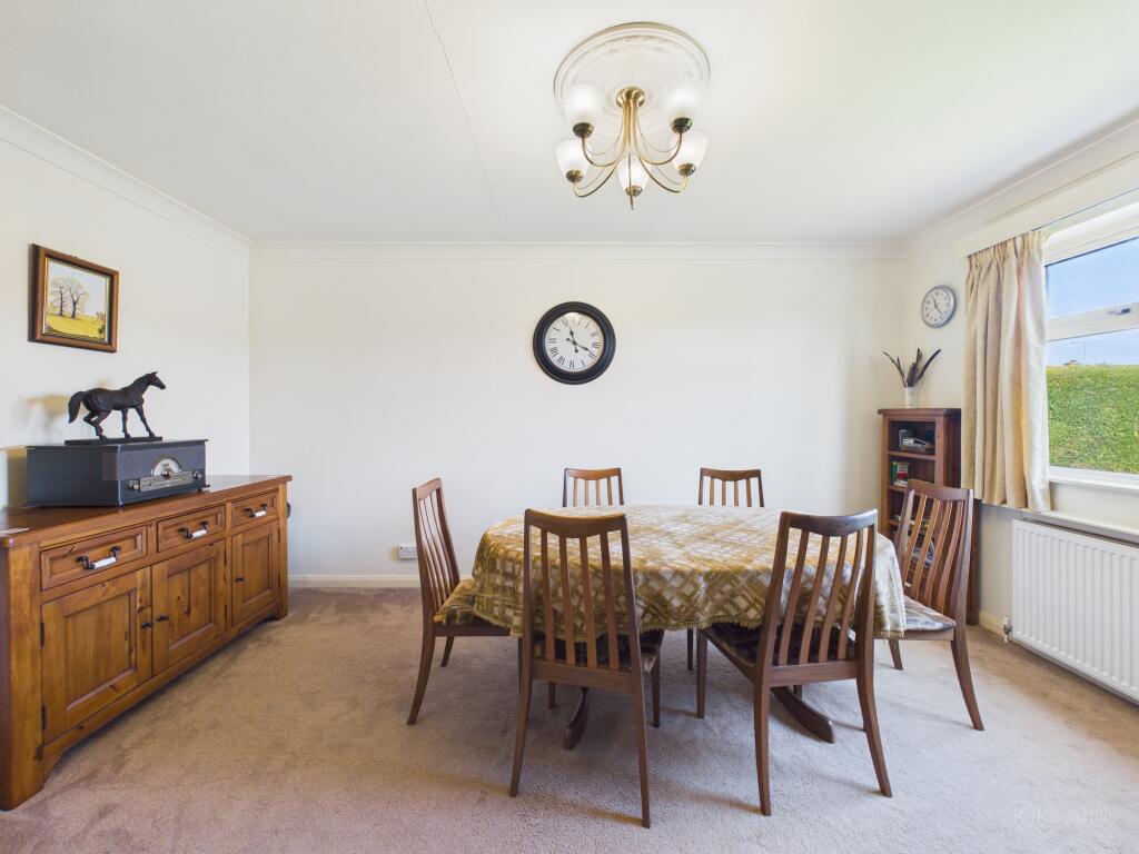 Battingswood Gardens, Naphill, High Wycombe - View 6